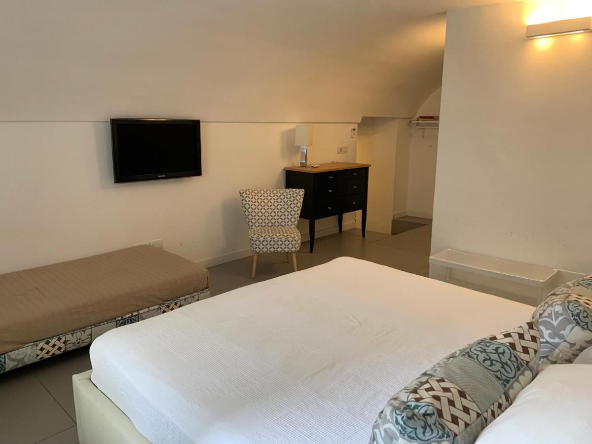 A Casa Di Anna Bed & Breakfast Napoli Dış mekan fotoğraf