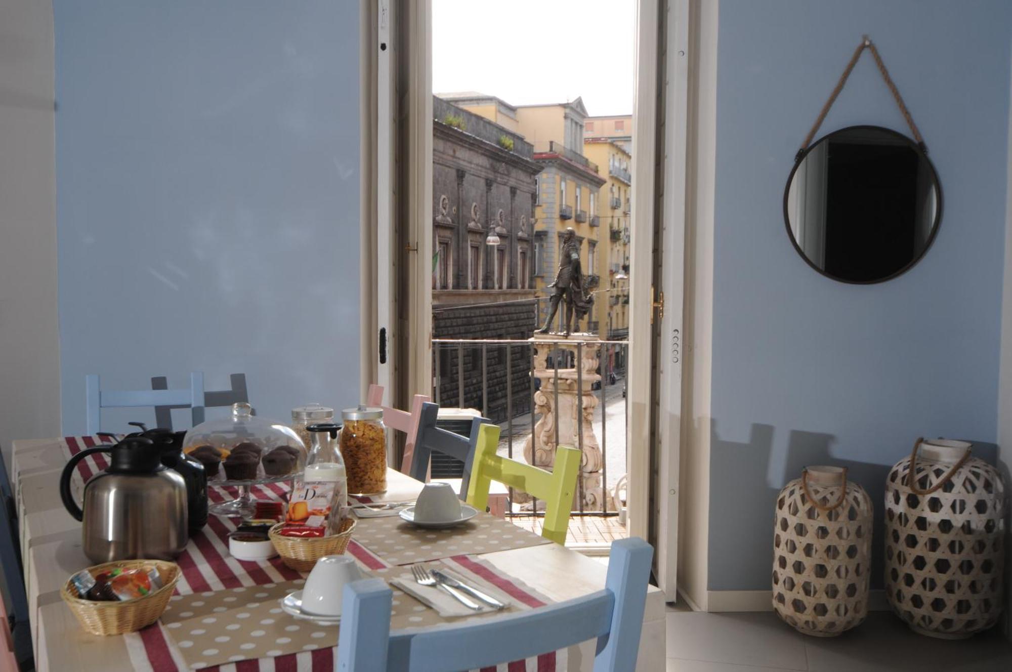 A Casa Di Anna Bed & Breakfast Napoli Dış mekan fotoğraf