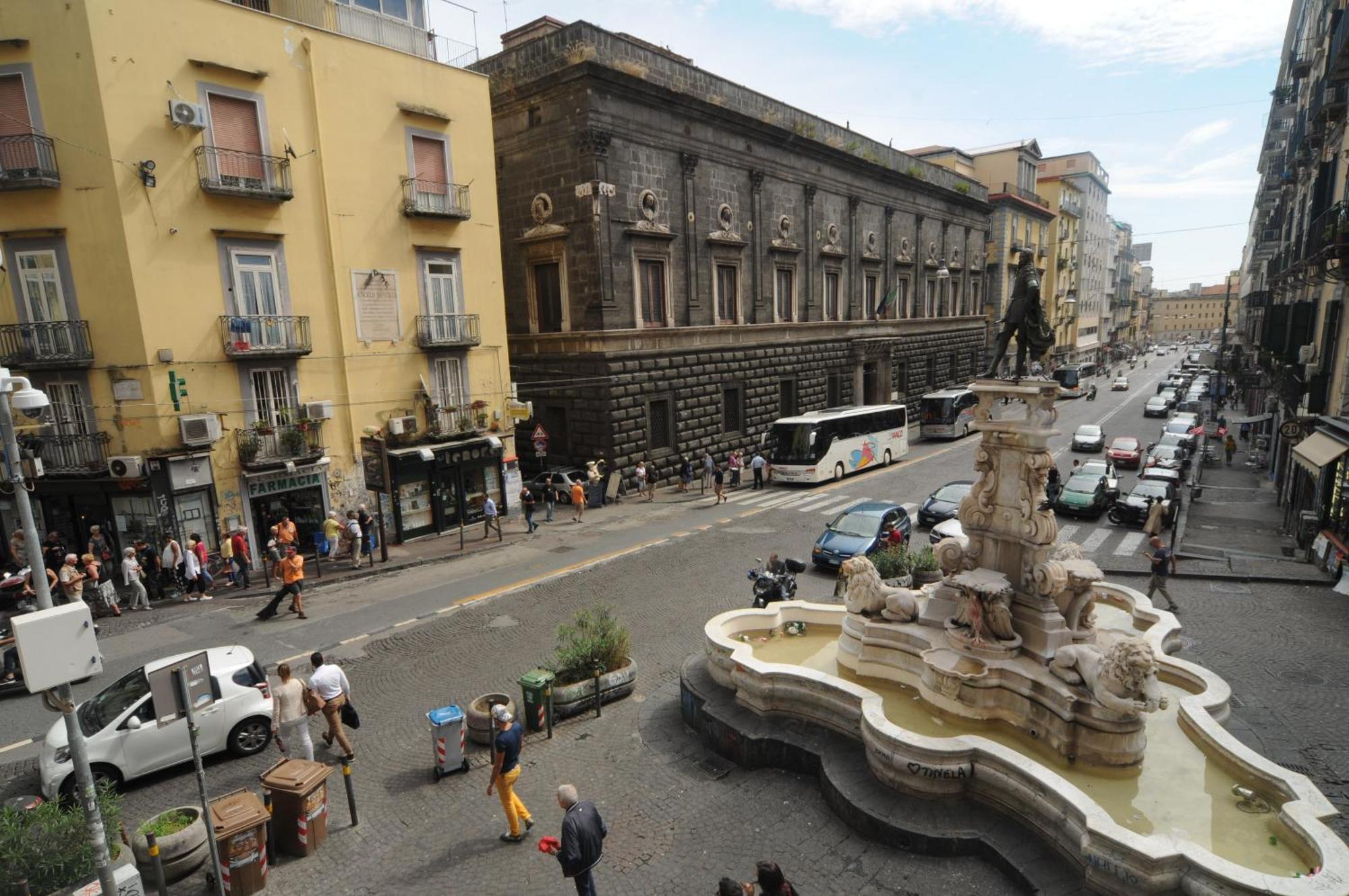 A Casa Di Anna Bed & Breakfast Napoli Dış mekan fotoğraf