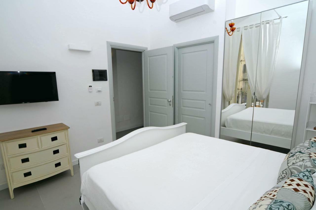 A Casa Di Anna Bed & Breakfast Napoli Dış mekan fotoğraf
